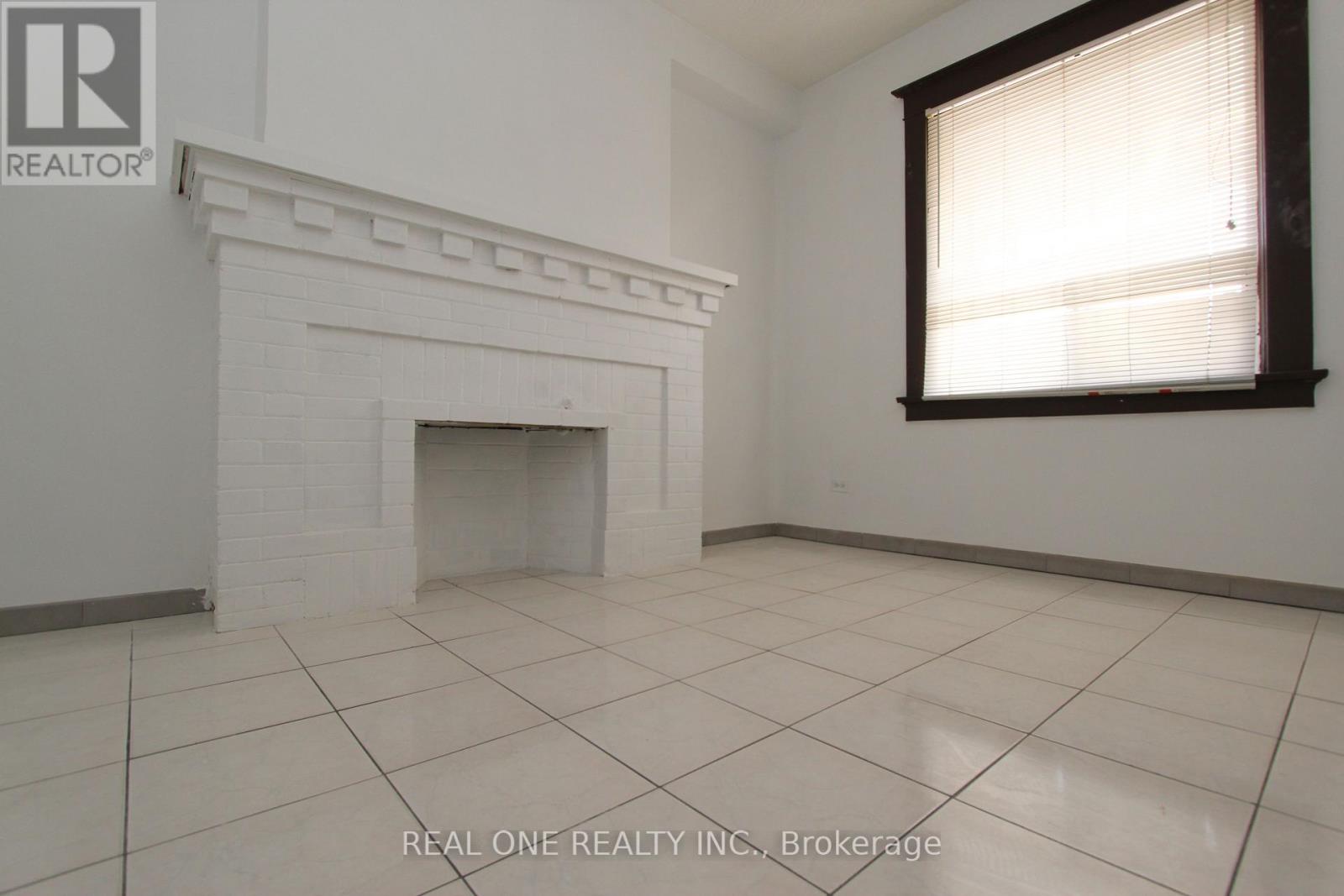 1943 Dufferin Street, Toronto, Ontario  M6E 3P8 - Photo 5 - C12749566