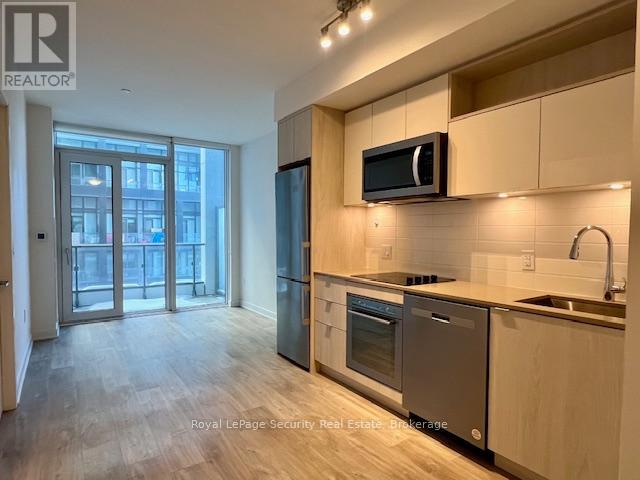 1043 - 121 Lower Sherbourne Street, Toronto, Ontario  M5A 0W8 - Photo 4 - C12749624