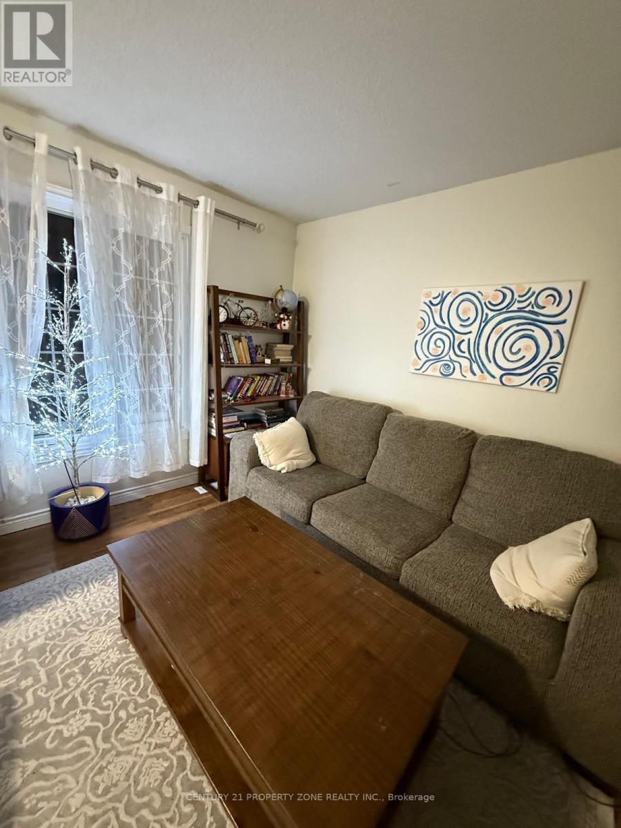 93 Borden Street, Toronto, Ontario  N5A 4R1 - Photo 4 - C12749644