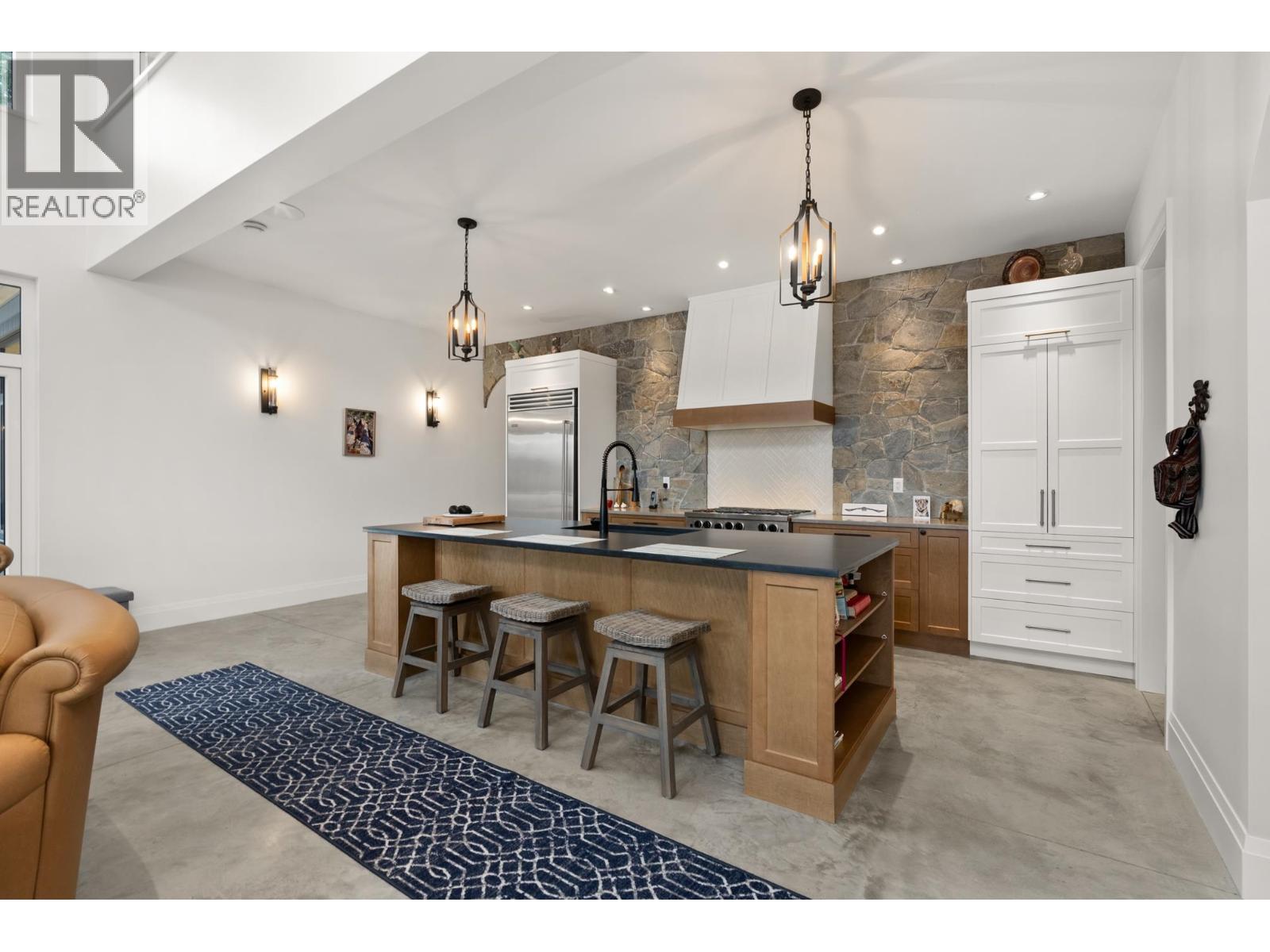 103 Witherby Road, Gibsons, British Columbia  V0N 1V6 - Photo 14 - R3085193