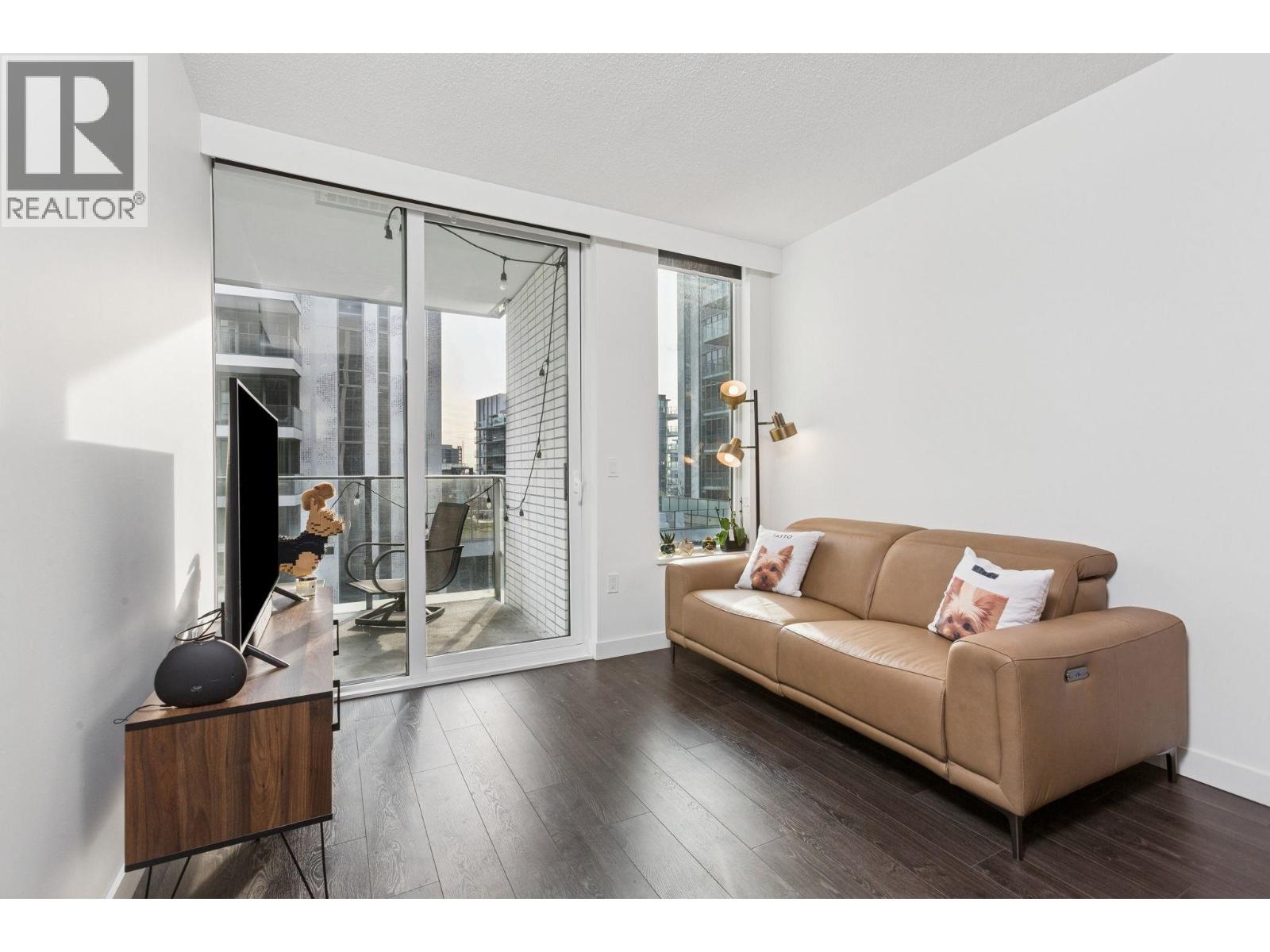 838 3328 No. 3 Road, Richmond, British Columbia  V6X 0X1 - Photo 2 - R3085205