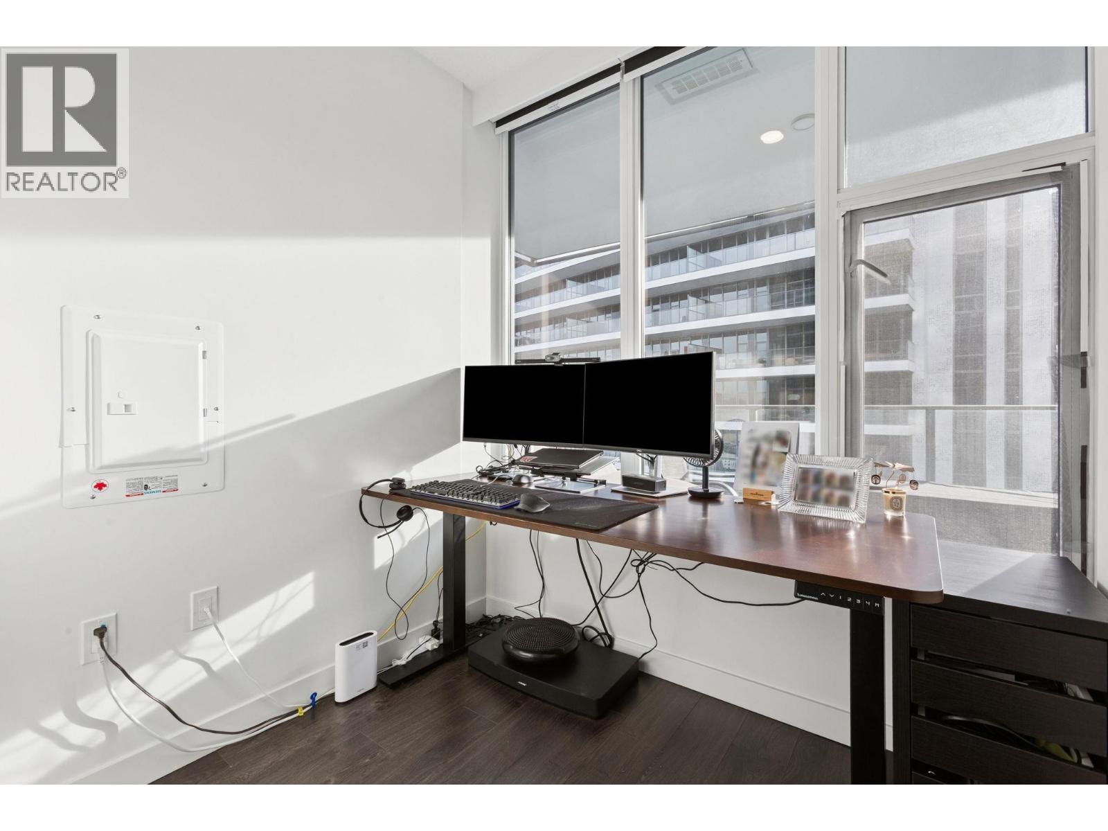 838 3328 No. 3 Road, Richmond, British Columbia  V6X 0X1 - Photo 10 - R3085205