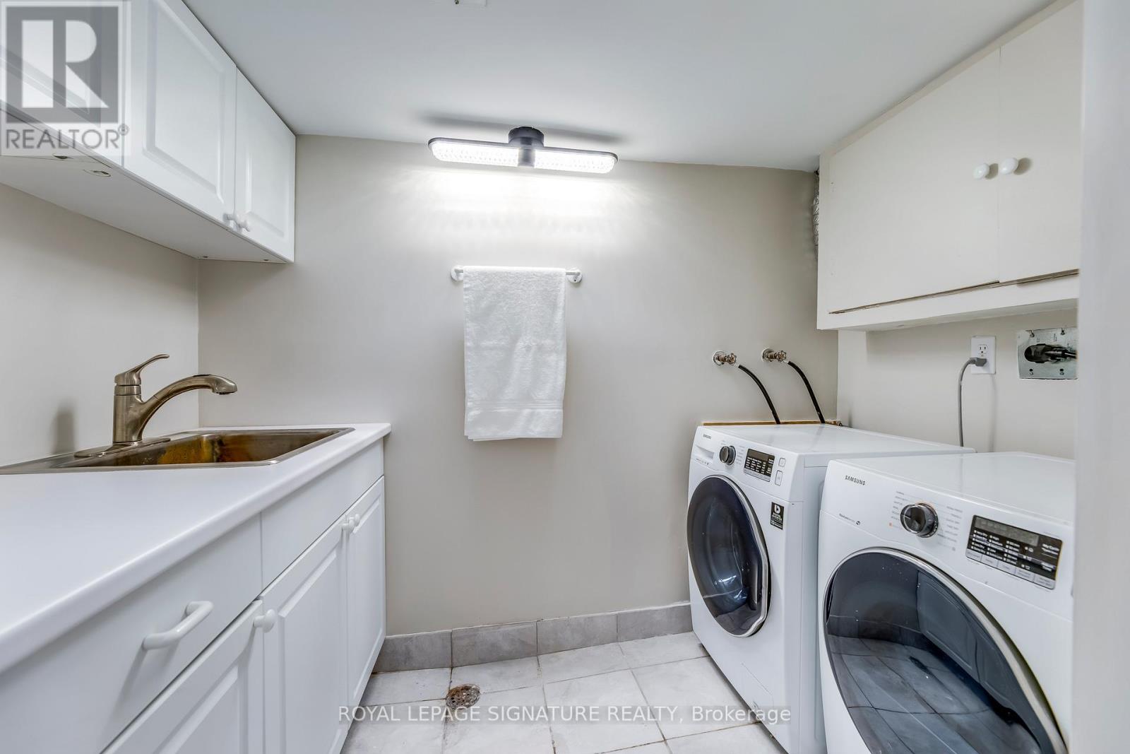 118 Blantyre Avenue, Toronto, Ontario  M1N 2R5 - Photo 24 - E12749576