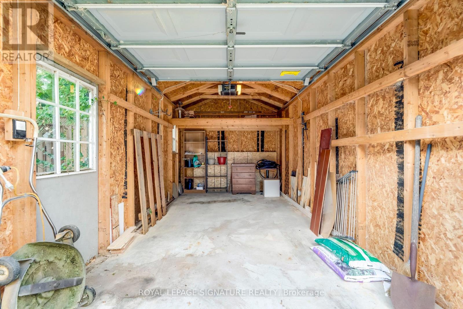 118 Blantyre Avenue, Toronto, Ontario  M1N 2R5 - Photo 28 - E12749576