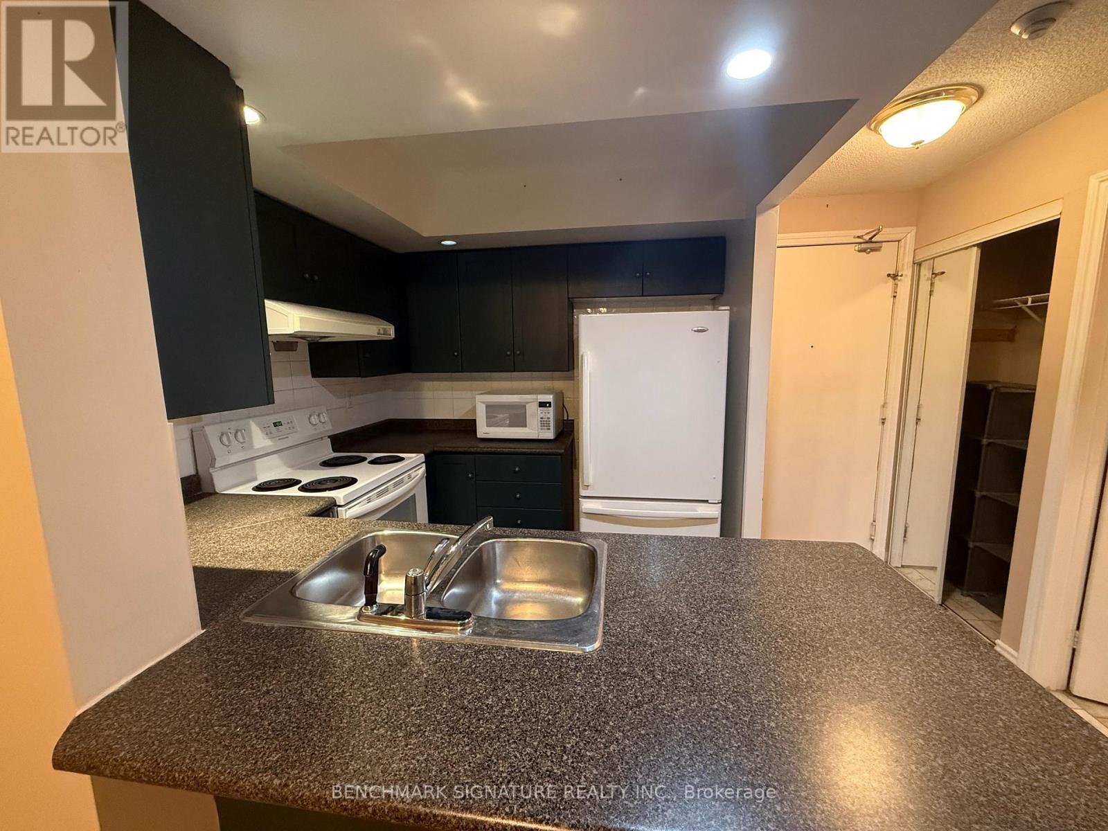 237 - 125 Omni Drive, Toronto, Ontario  M1P 5A9 - Photo 3 - E12749600