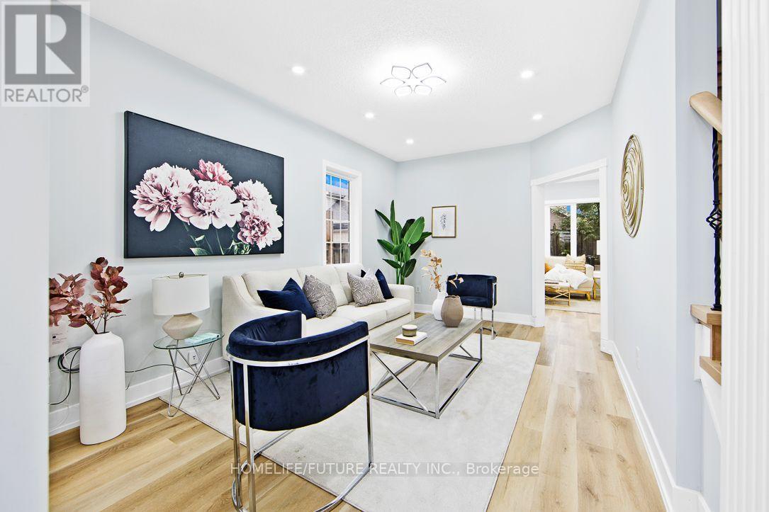 89 Eric Clarke Drive, Whitby, Ontario  L1R 2T6 - Photo 4 - E12749602