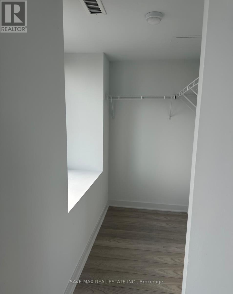 2206 - 2920 Hwy 7, Vaughan, Ontario  L4K 1W8 - Photo 9 - N12749650