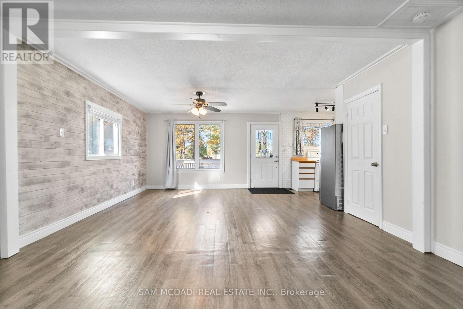 1805 River Road W, Wasaga Beach, Ontario  L9Z 2X5 - Photo 11 - S12749538