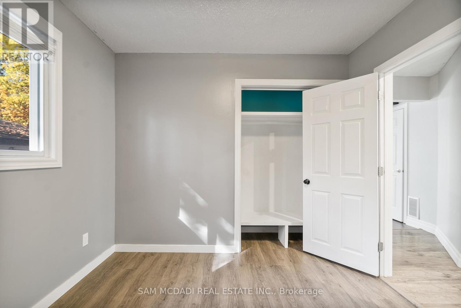 1805 River Road W, Wasaga Beach, Ontario  L9Z 2X5 - Photo 15 - S12749538