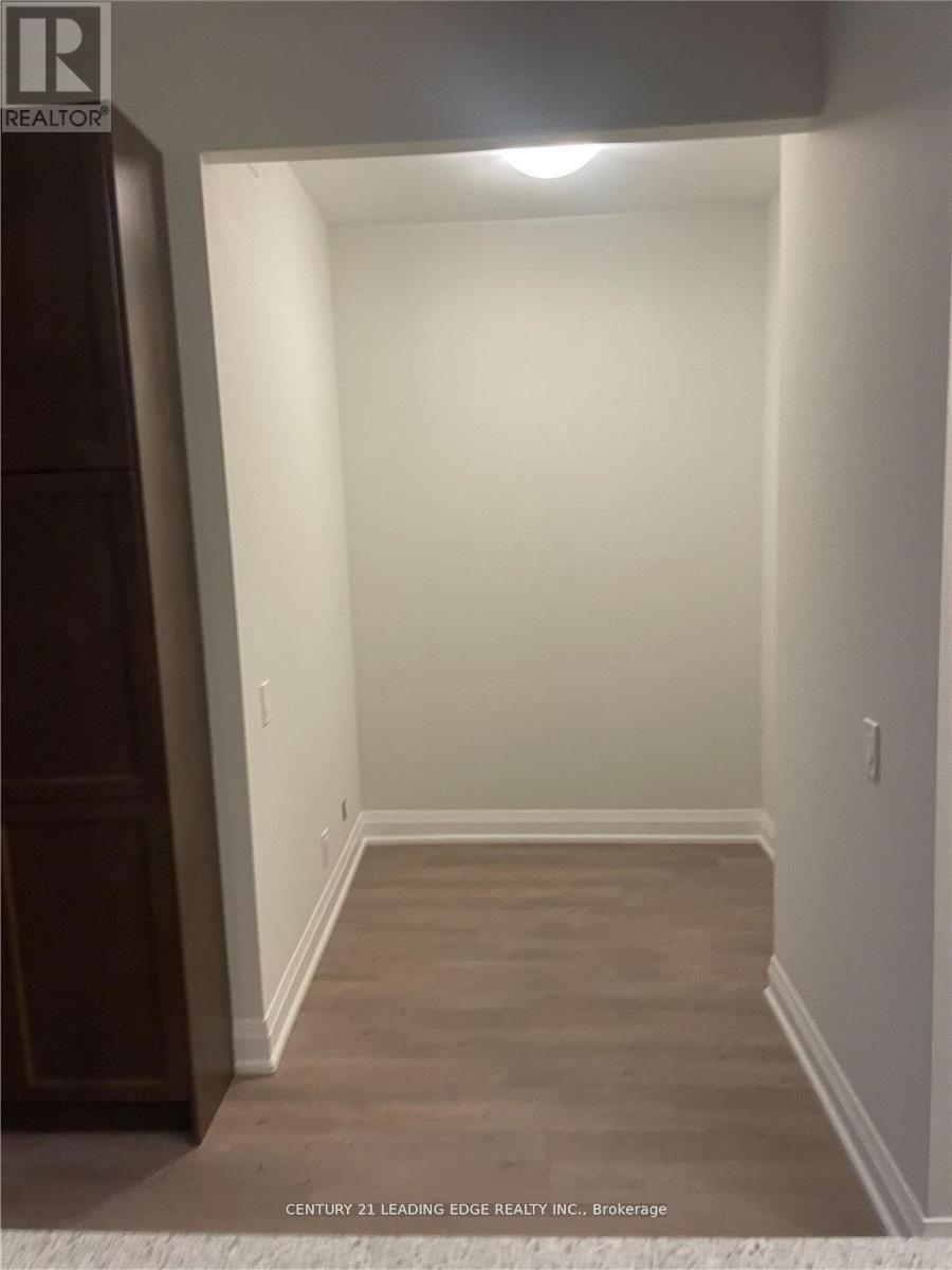 1701 - 15 Lynch Street, Brampton, Ontario  L6W 0C7 - Photo 17 - W12749534