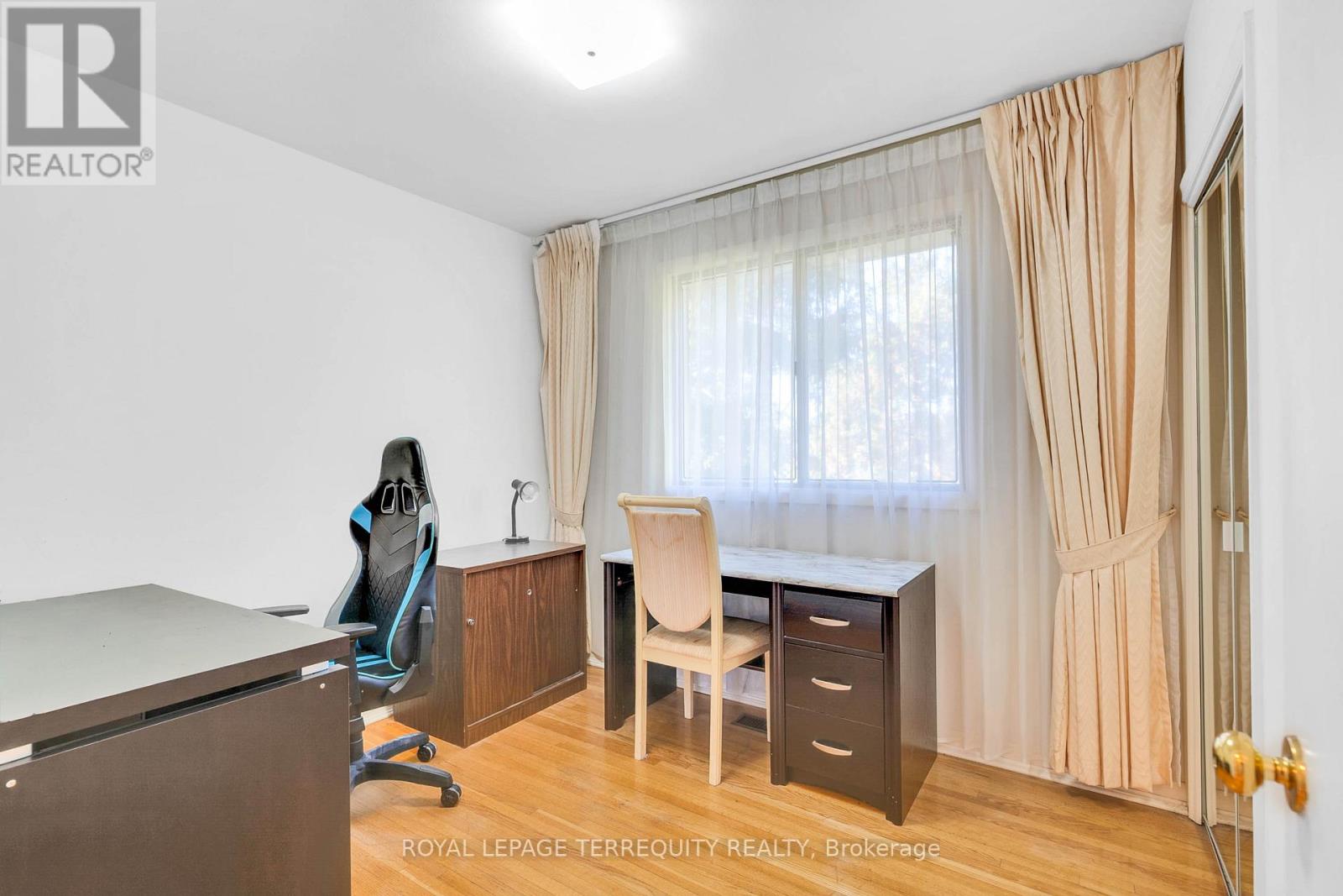 106 Grandravine Drive, Toronto, Ontario  M3J 1B4 - Photo 20 - W12749554