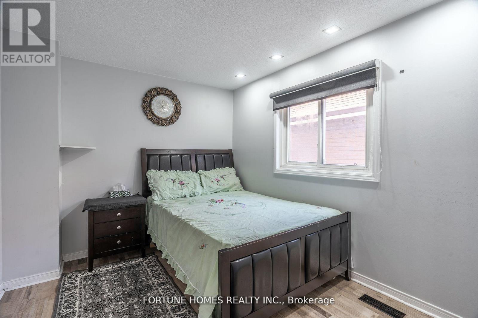 21 Garden Avenue, Brampton, Ontario  L6X 1M4 - Photo 22 - W12749620