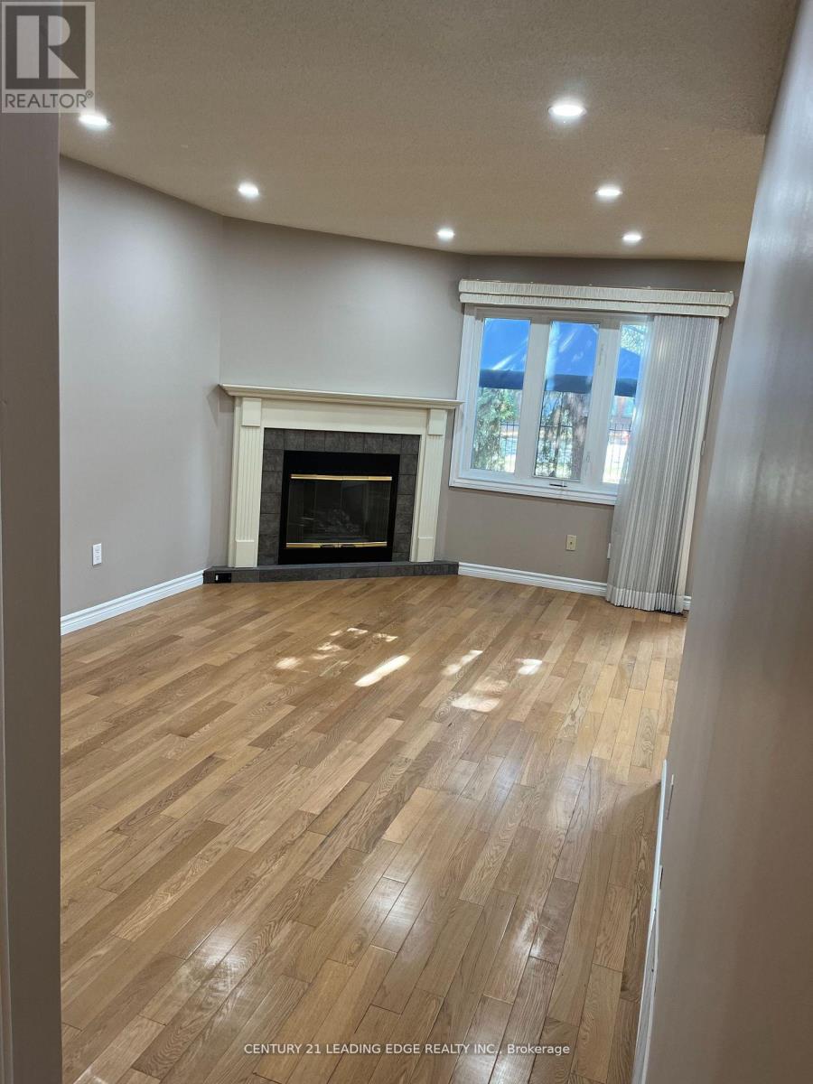 75 - 2275 Credit Valley Road, Mississauga, Ontario  L5M 4N5 - Photo 2 - W12749626