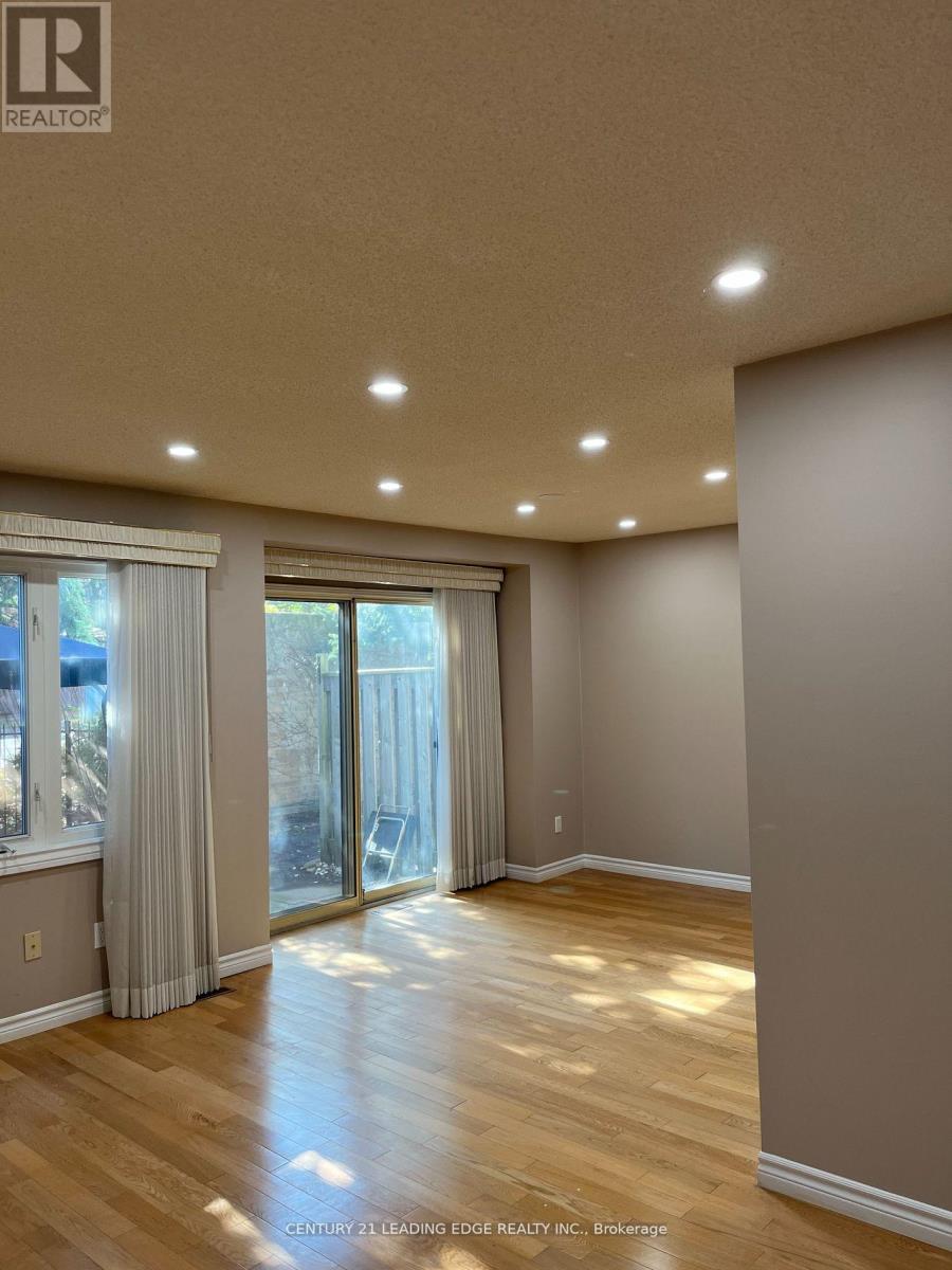 75 - 2275 Credit Valley Road, Mississauga, Ontario  L5M 4N5 - Photo 9 - W12749626