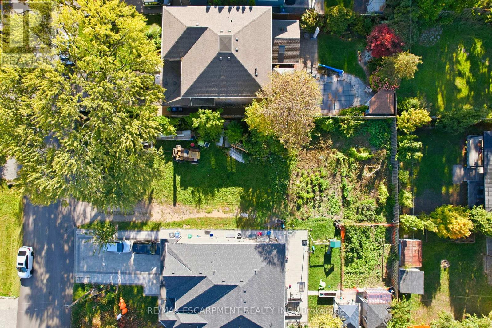 75 Troy Street, Mississauga, Ontario  L5G 1S6 - Photo 18 - W12749654