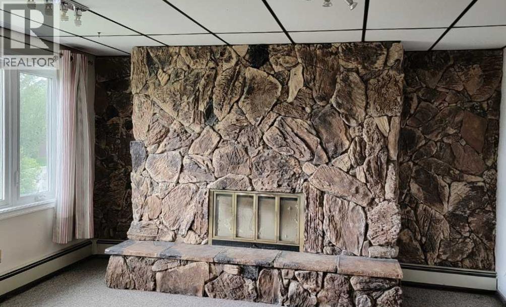 11719 103 Street, Peace River, Alberta  T8S 1M1 - Photo 6 - A2196377