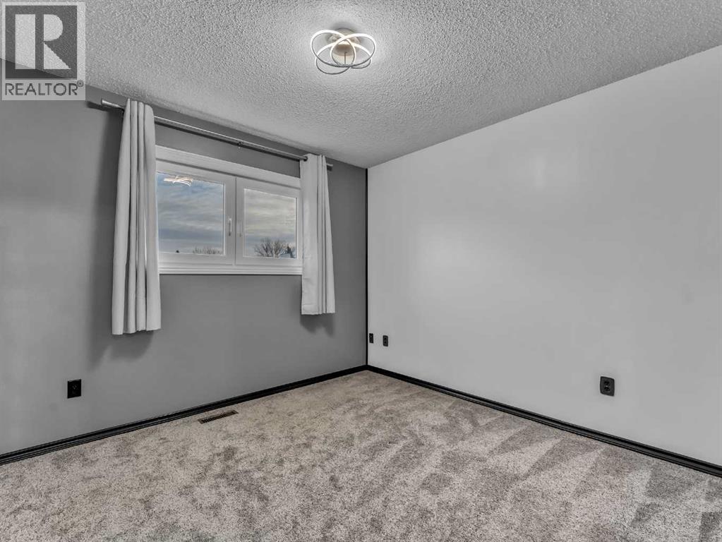 29 Rideau Close Se, Medicine Hat, Alberta  T1B 3X9 - Photo 32 - A2277925