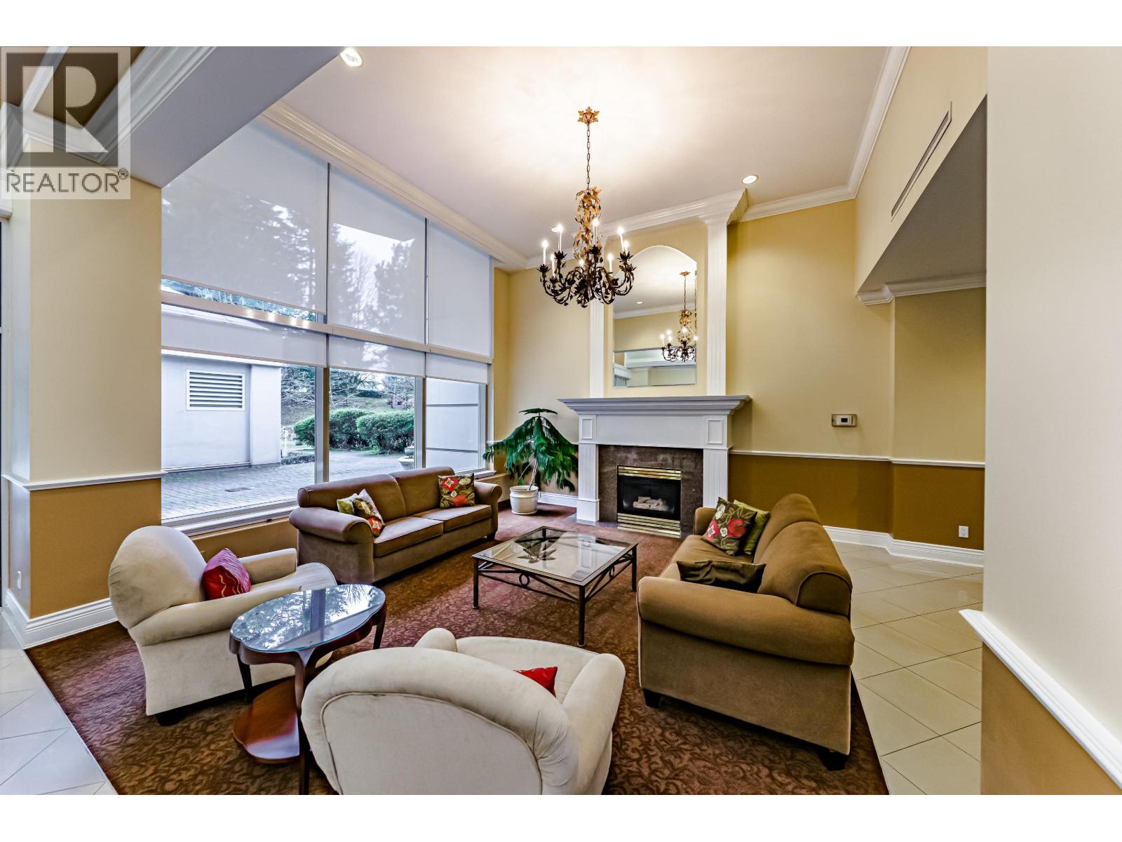 Listing Picture 29 of 31 : 1502 6838 STATION HILL DRIVE, Burnaby / 本拿比 - 魯藝地產 Yvonne Lu Group - MLS Medallion Club Member