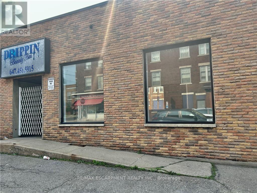 707 BARTON STREET E, Hamilton, Ontario