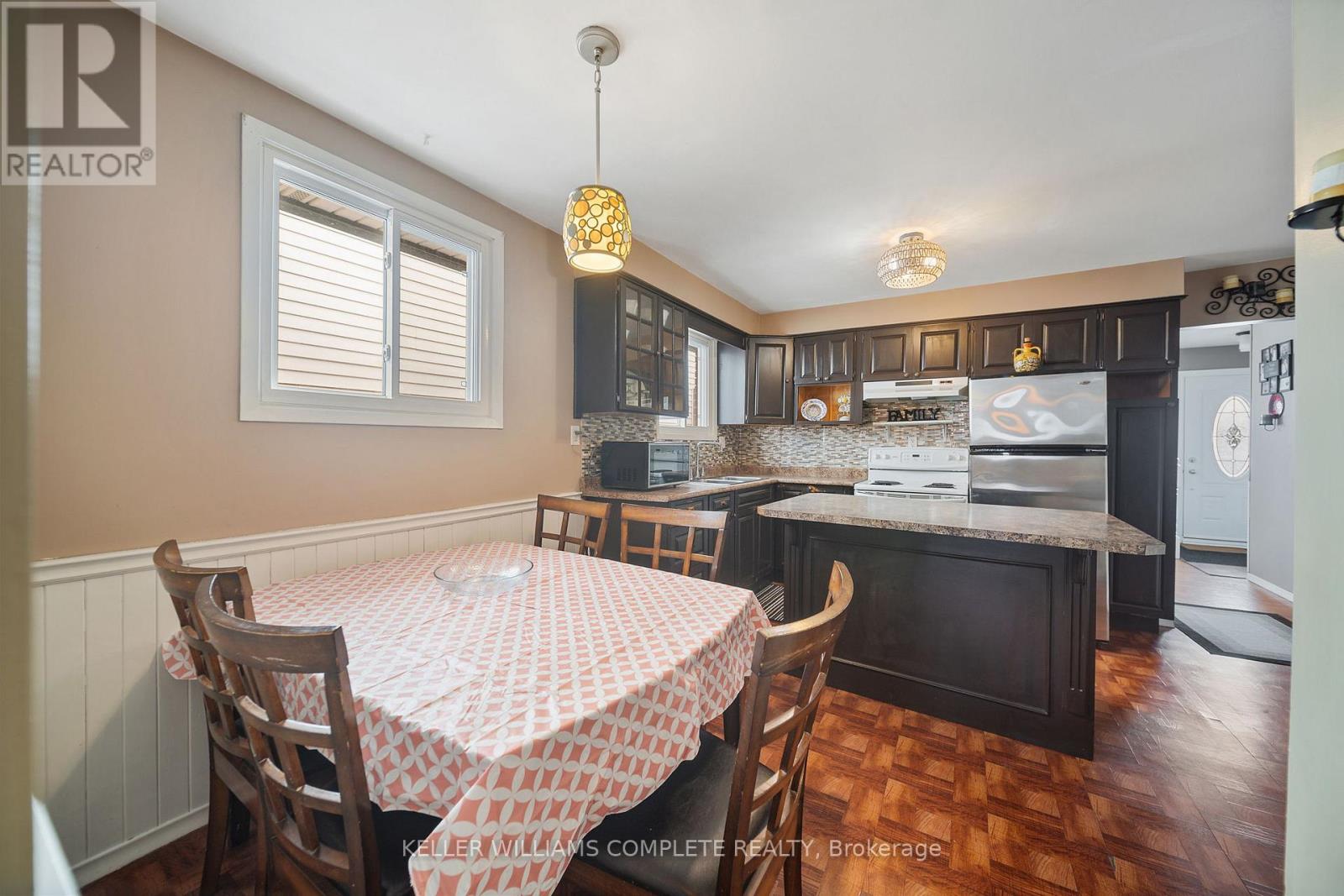 98 East 35th Street, Hamilton, Ontario  L8V 3Y1 - Photo 16 - X12749544