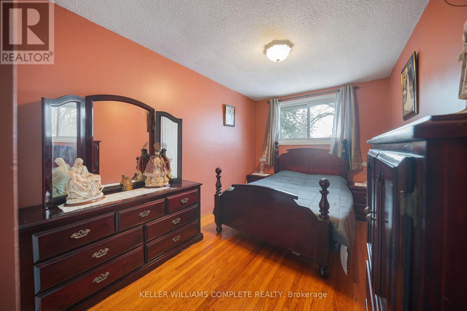 98 East 35th Street, Hamilton, Ontario  L8V 3Y1 - Photo 20 - X12749544