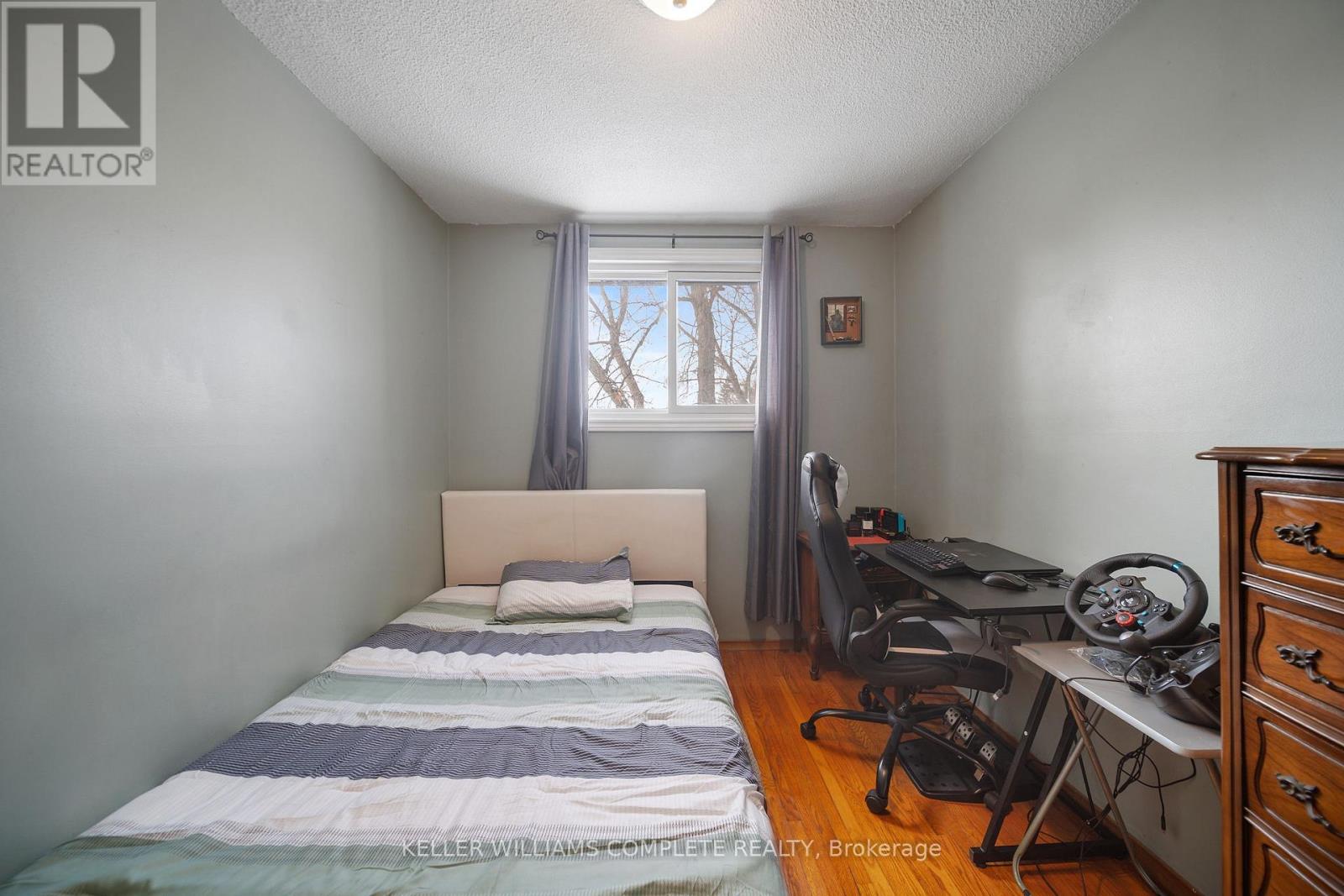 98 East 35th Street, Hamilton, Ontario  L8V 3Y1 - Photo 24 - X12749544