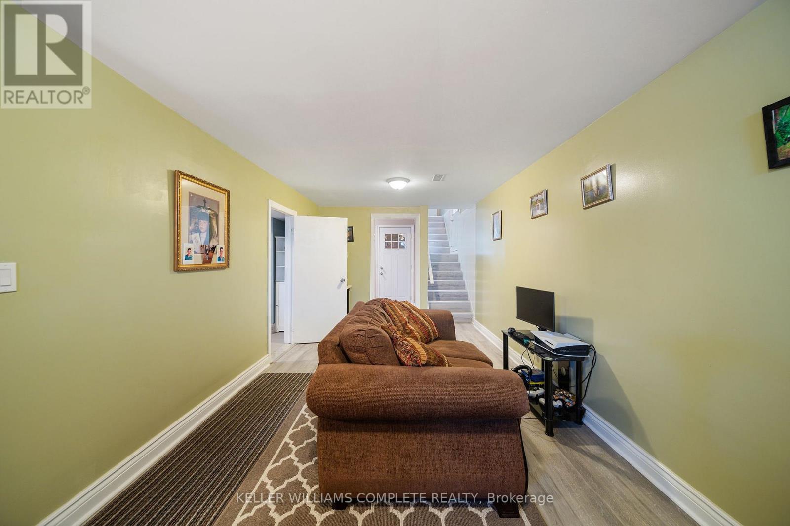 98 East 35th Street, Hamilton, Ontario  L8V 3Y1 - Photo 32 - X12749544