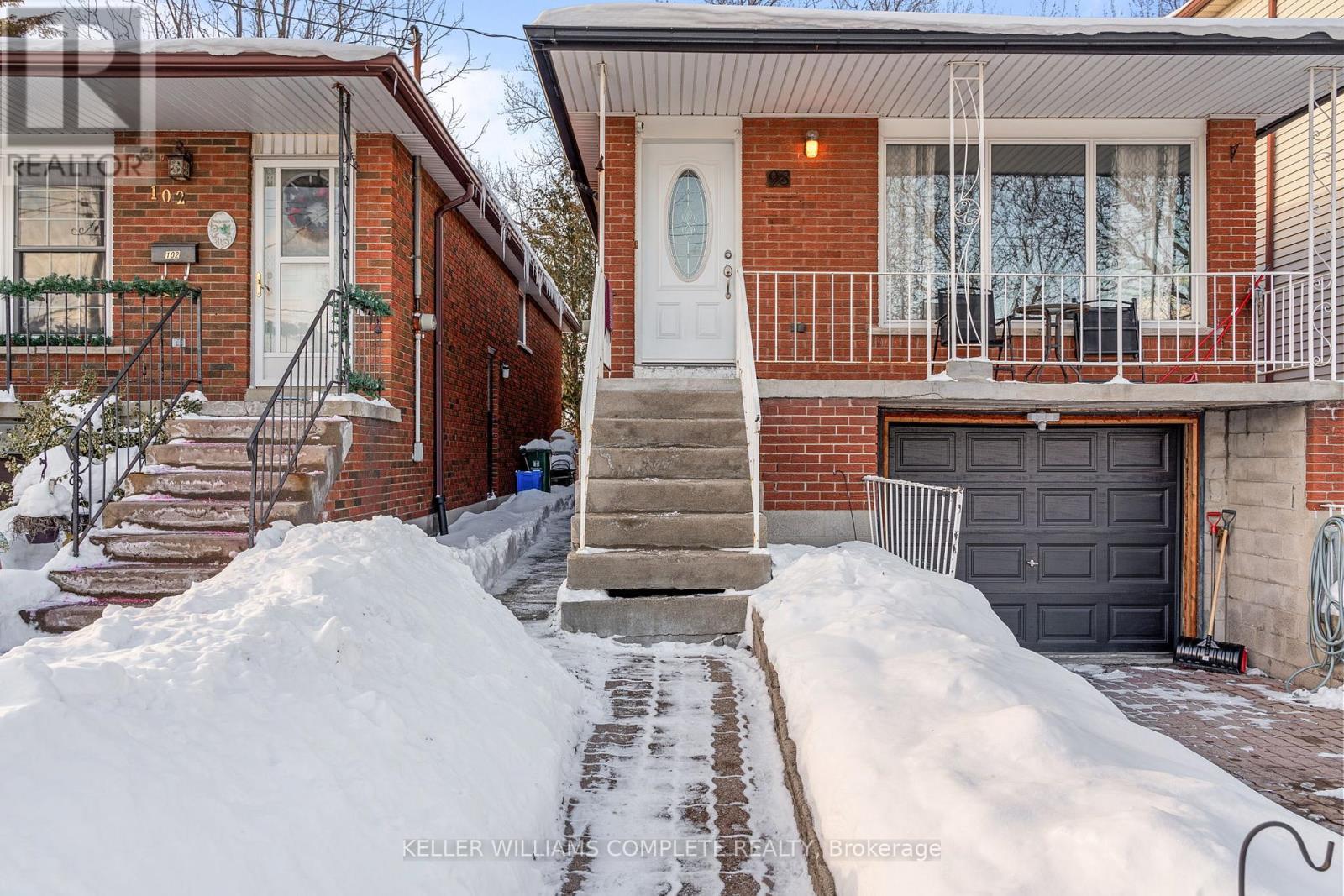 98 East 35th Street, Hamilton, Ontario  L8V 3Y1 - Photo 4 - X12749544