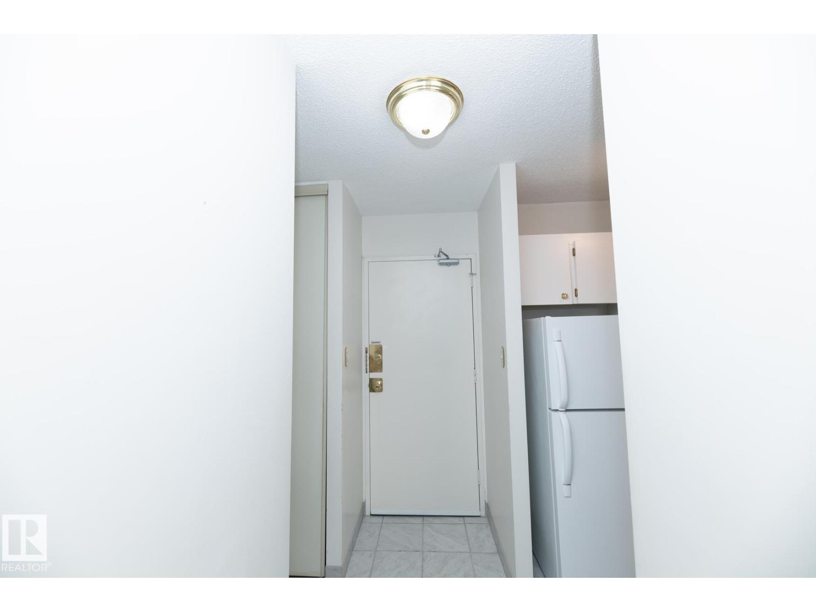 #1202 9835 113 St Nw, Edmonton, Alberta  T5K 1N4 - Photo 3 - E4469173