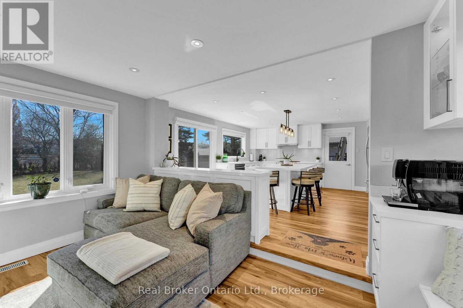 19 Hornby Court, Cambridge, Ontario  N1R 7J7 - Photo 7 - X12749732