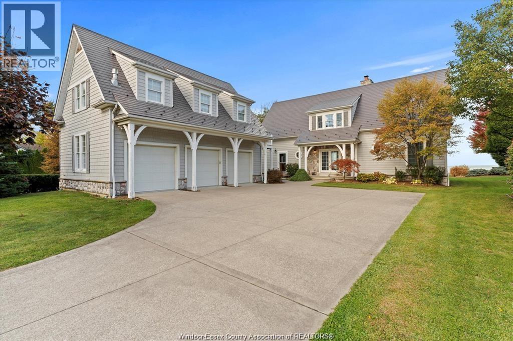 MLS# 26002379: 1094 LILYDALE, Lakeshore, Canada