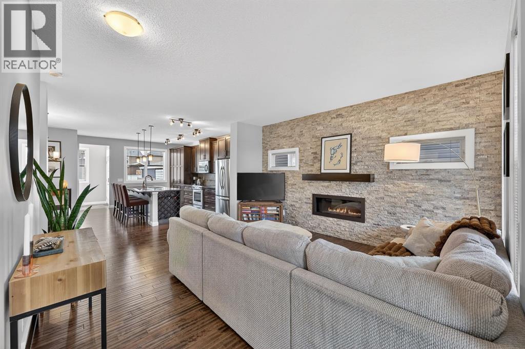 62 Ravenswynd Rise Se, Airdrie, Alberta  T4A 0K1 - Photo 3 - A2282740