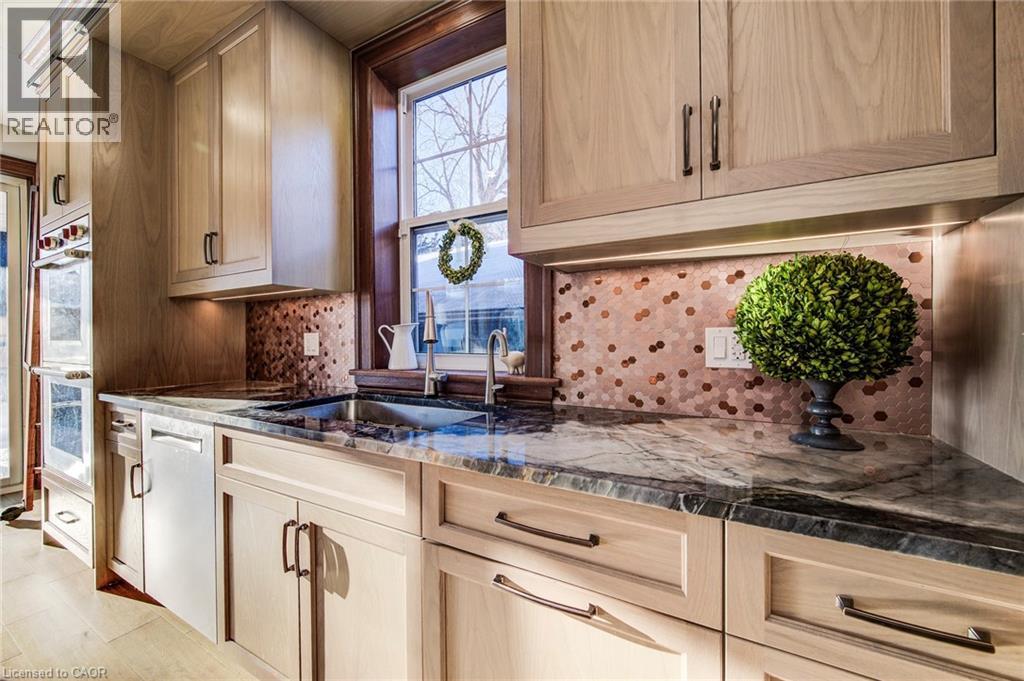 107 Earl Street, Kitchener, Ontario  N2M 2V8 - Photo 17 - 40801928