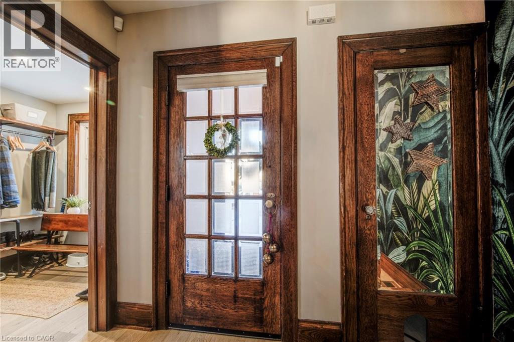 107 Earl Street, Kitchener, Ontario  N2M 2V8 - Photo 3 - 40801928