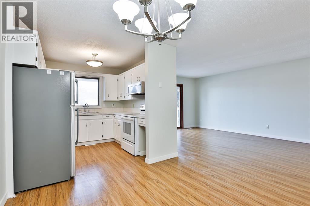 3, 3604 20 Avenue S, Lethbridge, Alberta  T1K 4G4 - Photo 3 - A2280579