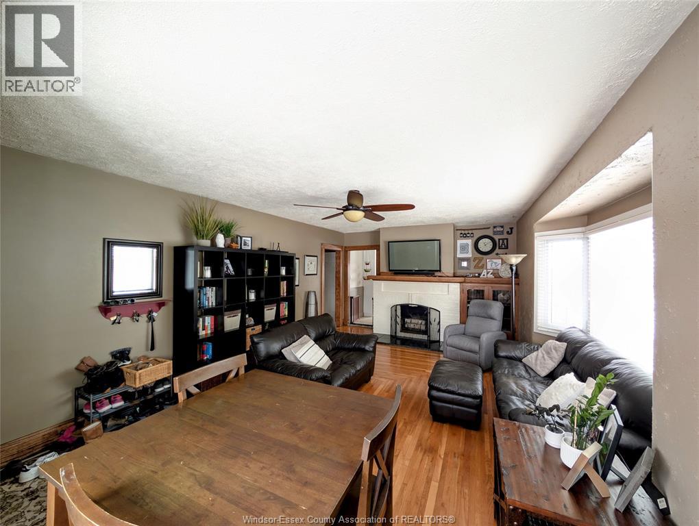 959 Esdras Place, Windsor, Ontario  N8S 2M8 - Photo 3 - 26002361