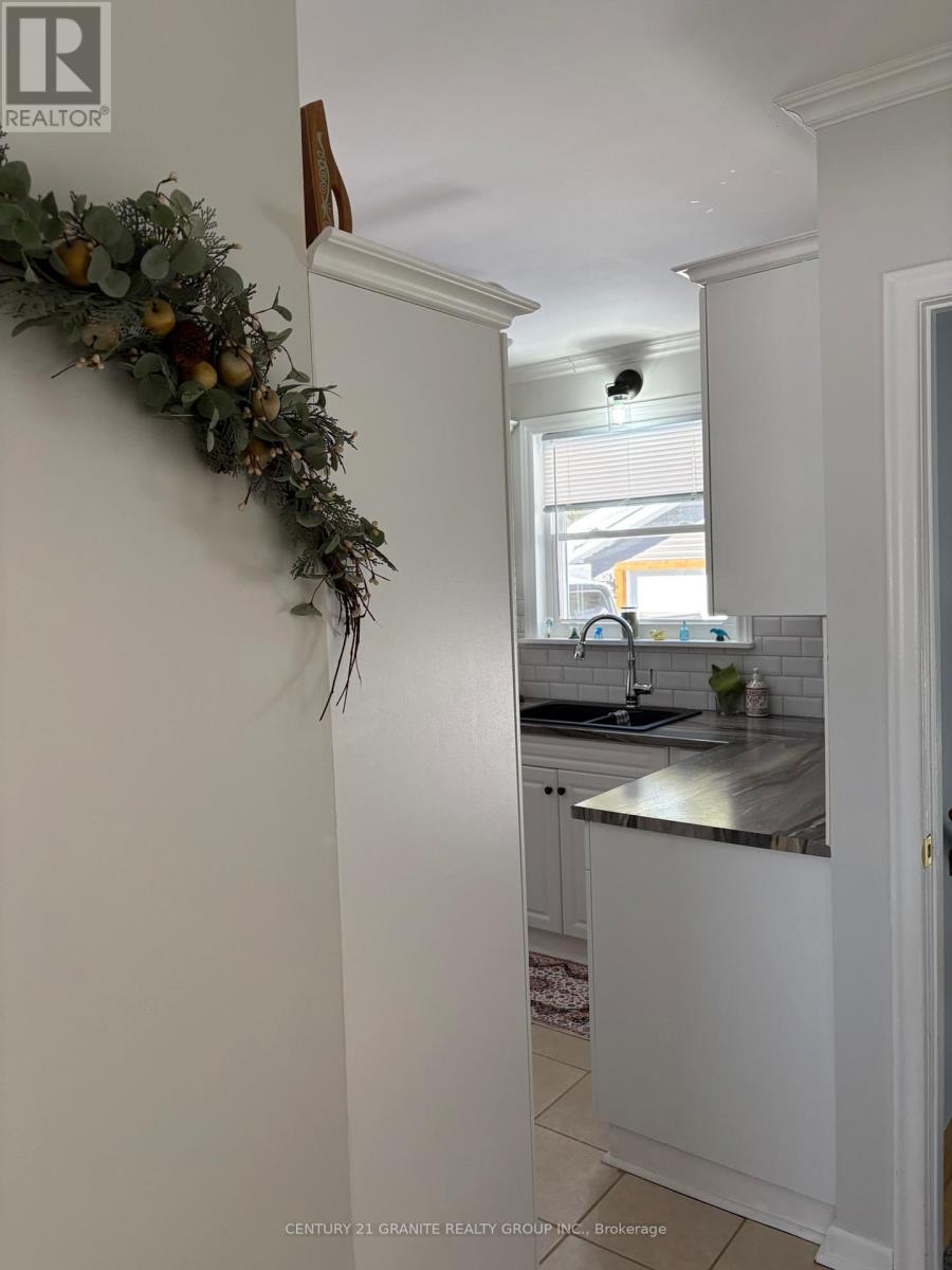 8 Johnston Crescent, Bancroft, Ontario  K0L 1C0 - Photo 11 - X12749806