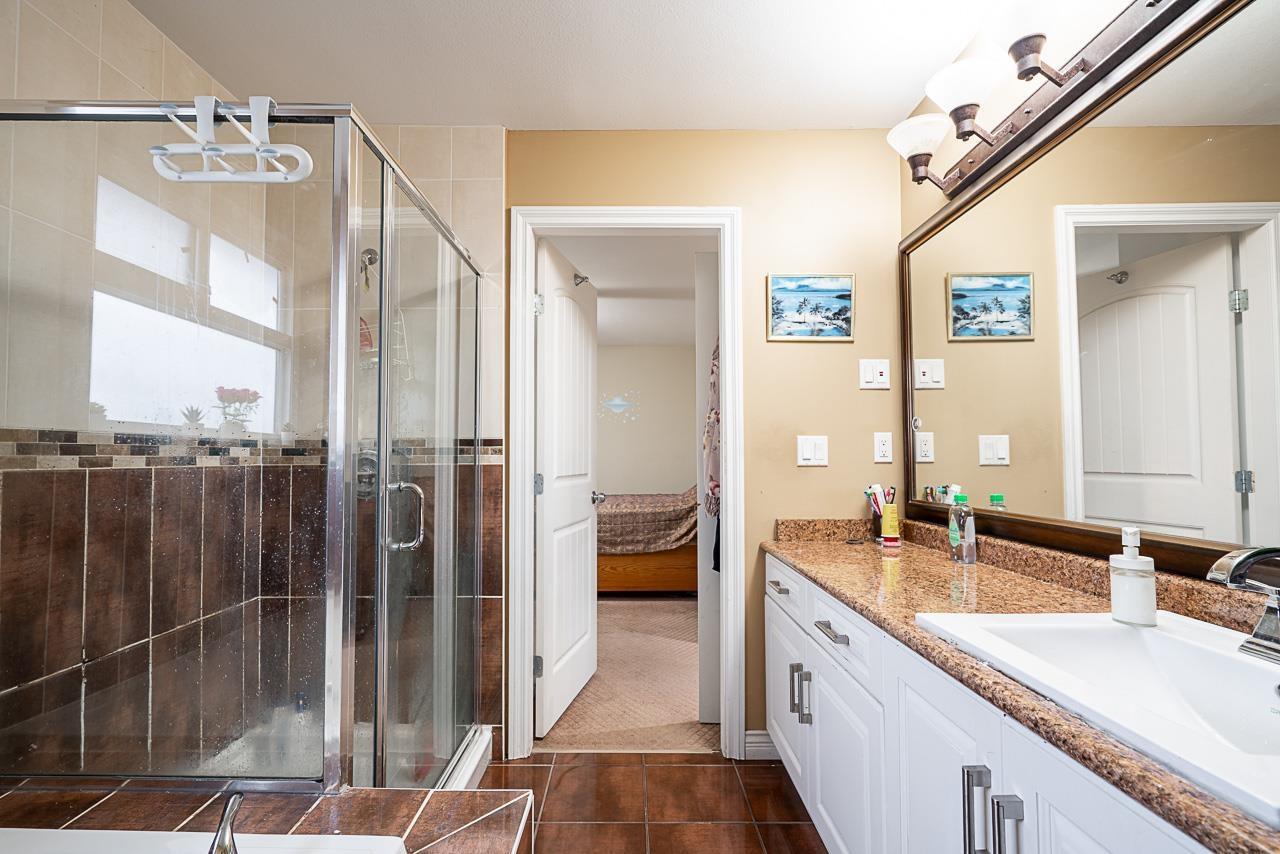 6663 125a Street, Surrey, British Columbia  V3W 1V7 - Photo 25 - R3084716