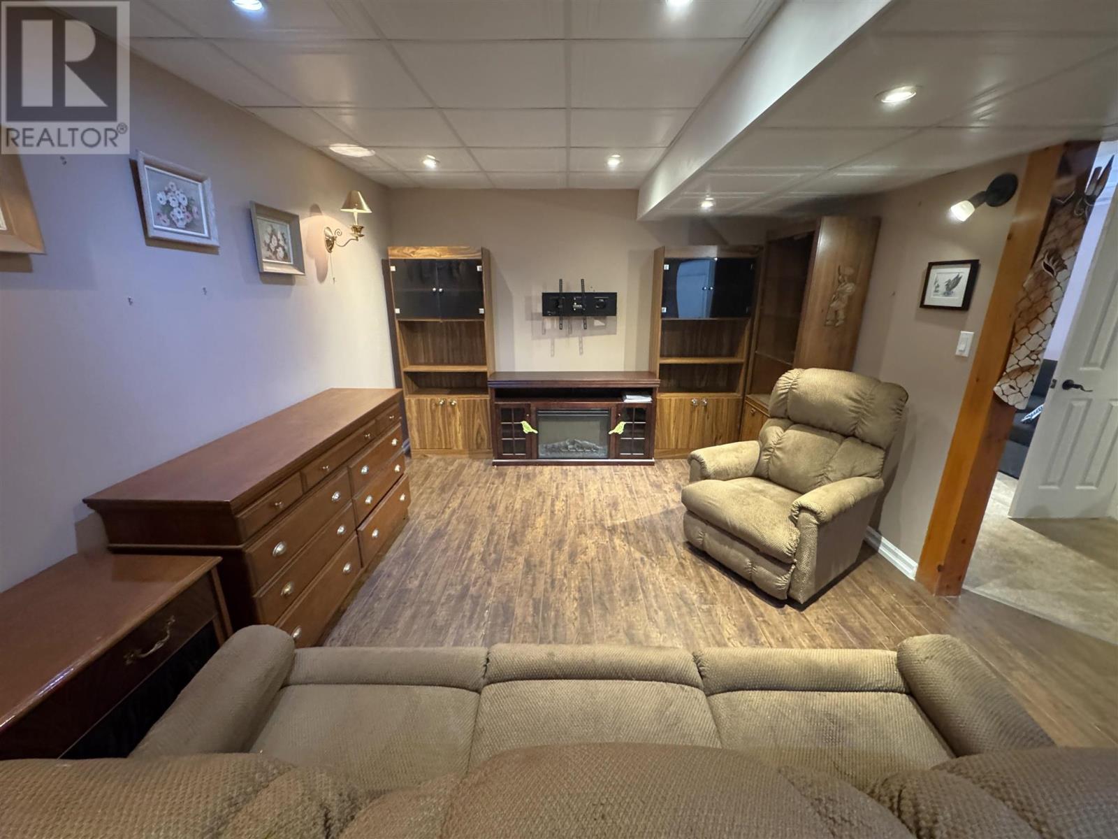 33 Macfarlane Rd, Elliot Lake, Ontario  P5A 1L2 - Photo 21 - SM260212