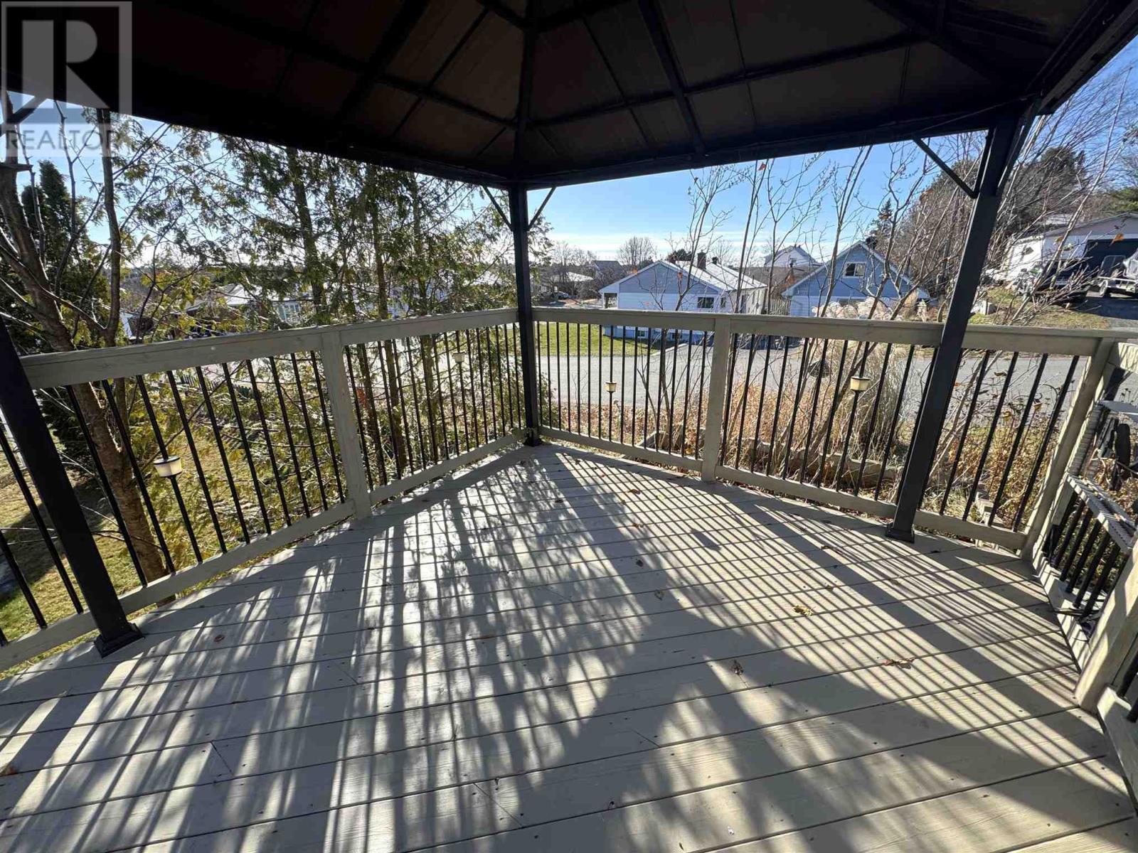 33 Macfarlane Rd, Elliot Lake, Ontario  P5A 1L2 - Photo 36 - SM260212