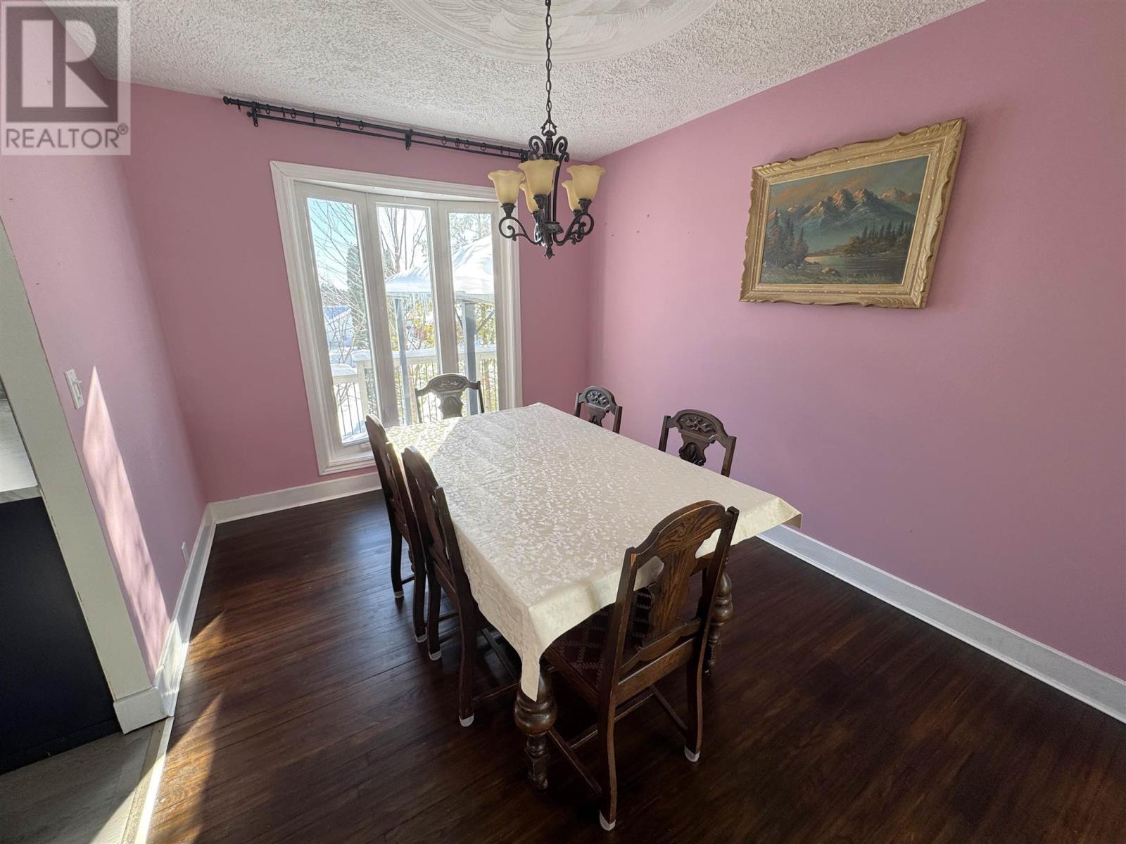 33 Macfarlane Rd, Elliot Lake, Ontario  P5A 1L2 - Photo 6 - SM260212