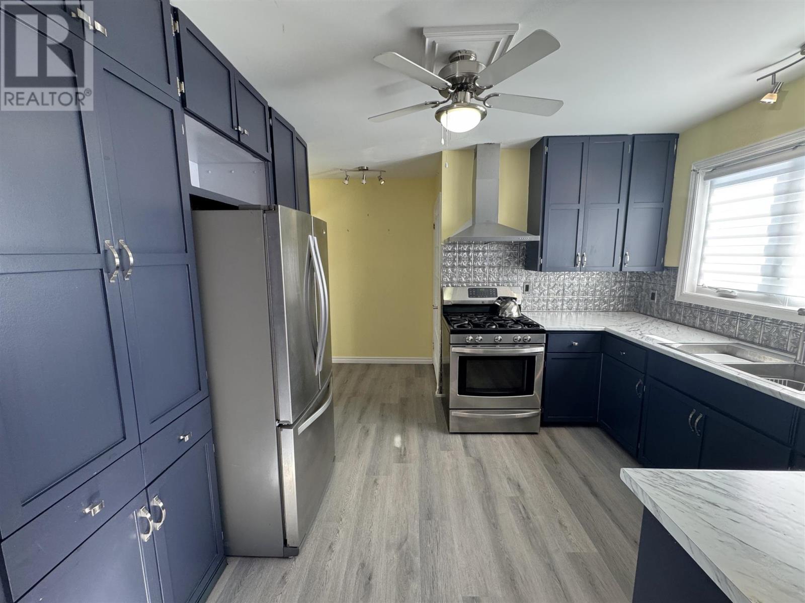 33 Macfarlane Rd, Elliot Lake, Ontario  P5A 1L2 - Photo 8 - SM260212