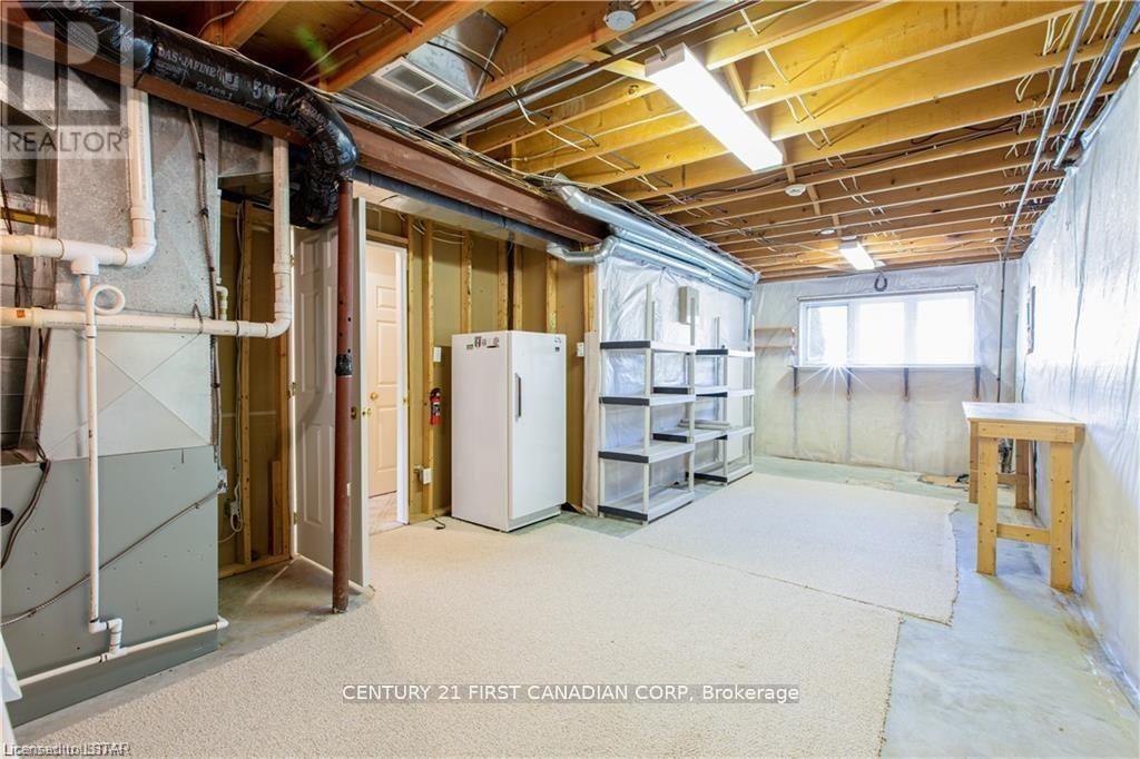 293 Blue Forest Drive, London North, Ontario  N6G 3J7 - Photo 12 - X12749670