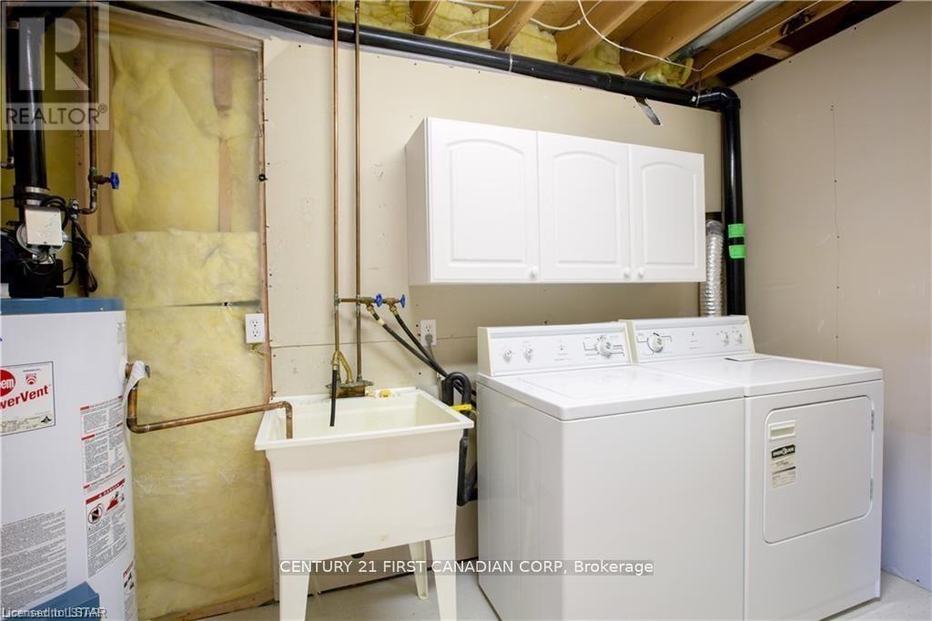 293 Blue Forest Drive, London North, Ontario  N6G 3J7 - Photo 13 - X12749670