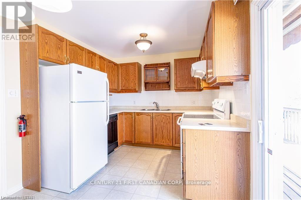 293 Blue Forest Drive, London North, Ontario  N6G 3J7 - Photo 3 - X12749670