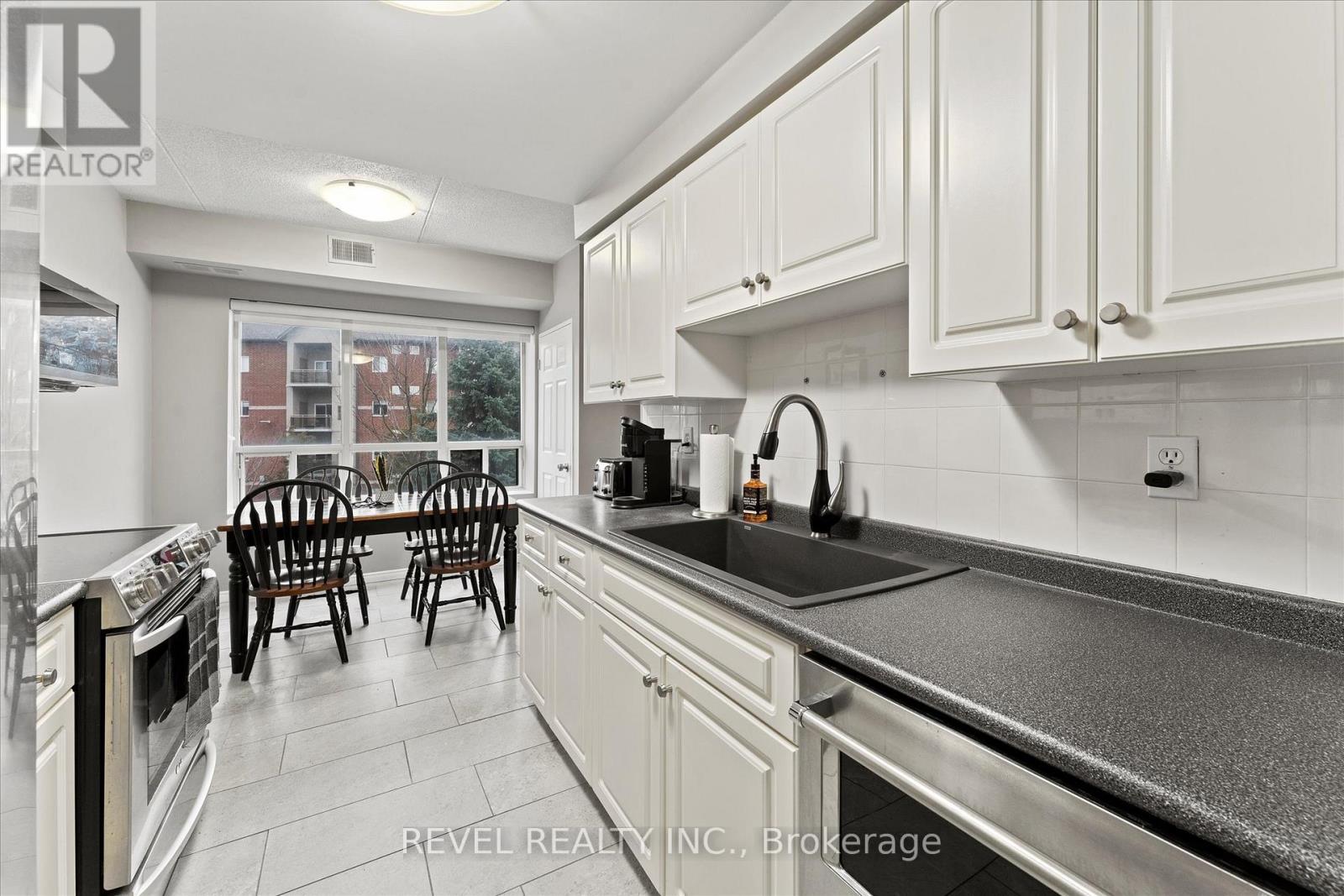 304 - 1885 Normandy Street, Lasalle, Ontario N9H 1P9 - Photo 6 - X12749846