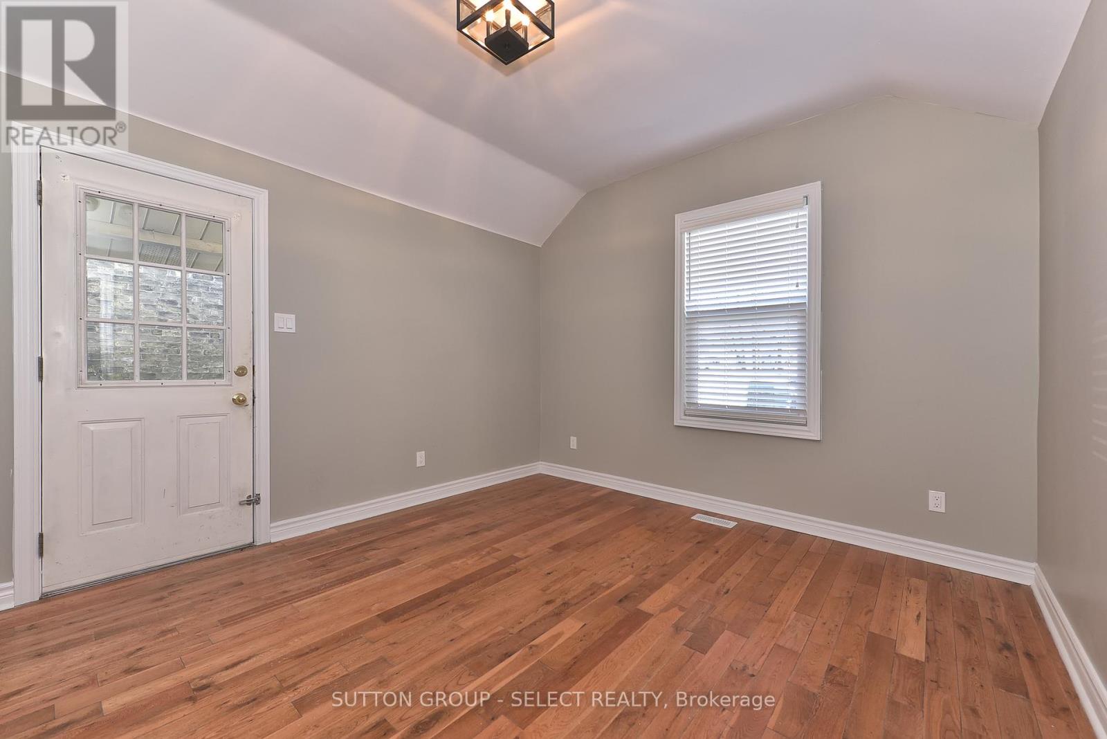 515 Quebec Street, London East, Ontario  N5W 3Y8 - Photo 2 - X12749870