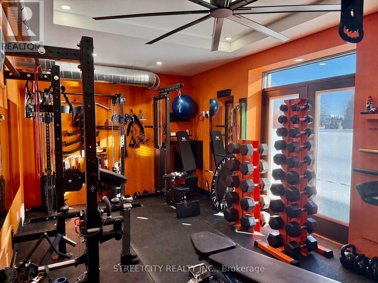 747 Broadway Street, Plympton-Wyoming, Ontario  N0N 1T0 - Photo 42 - X12749914