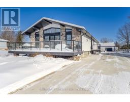 747 BROADWAY STREET, Plympton-Wyoming, Ontario