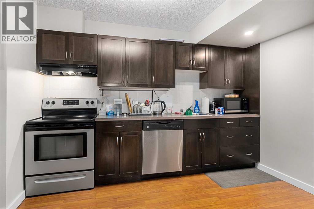 901, 2520 Palliser Drive Sw, Calgary, Alberta  T2V 4S9 - Photo 2 - A2282044